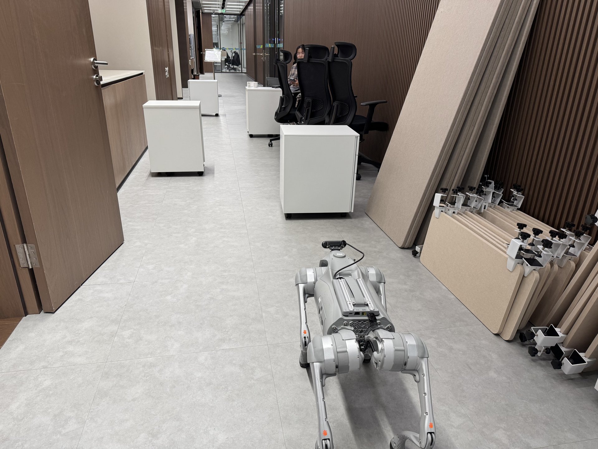 Robot in scene 2
